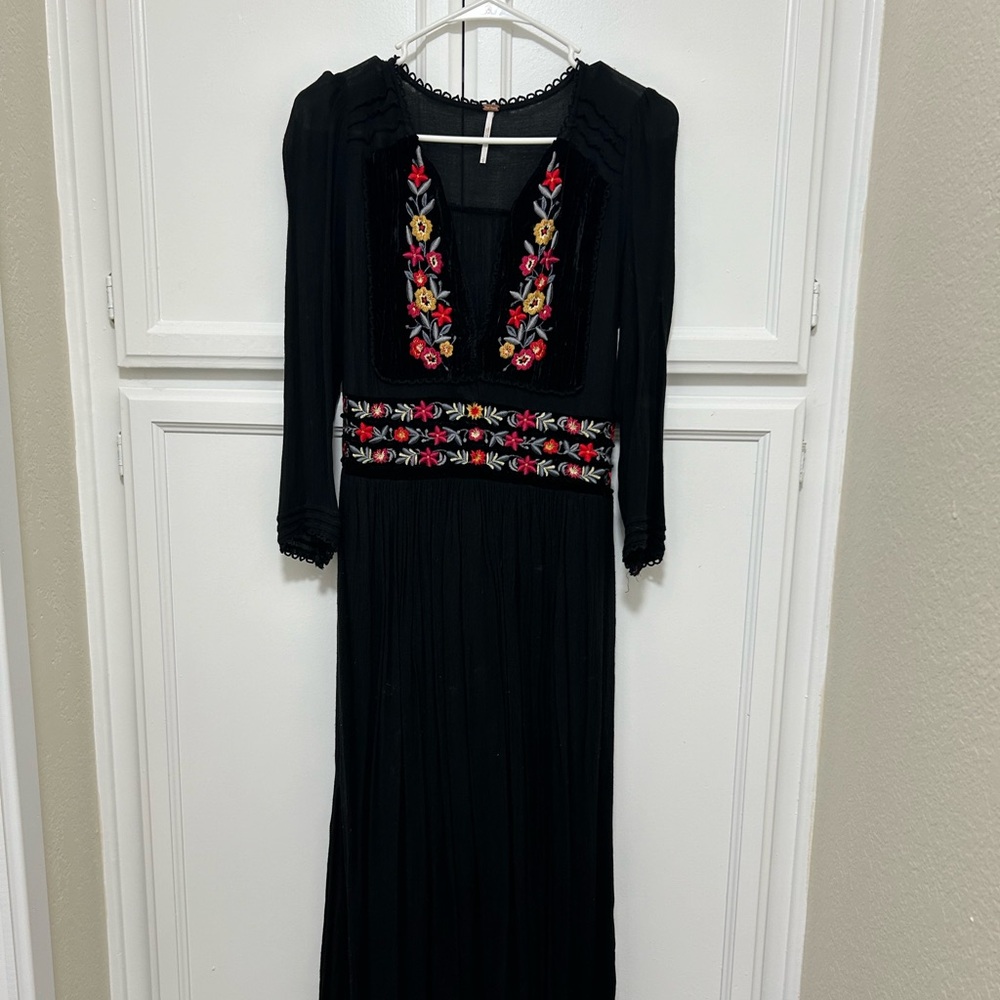 Free People Flora Embroidered Floral Midi Dress
